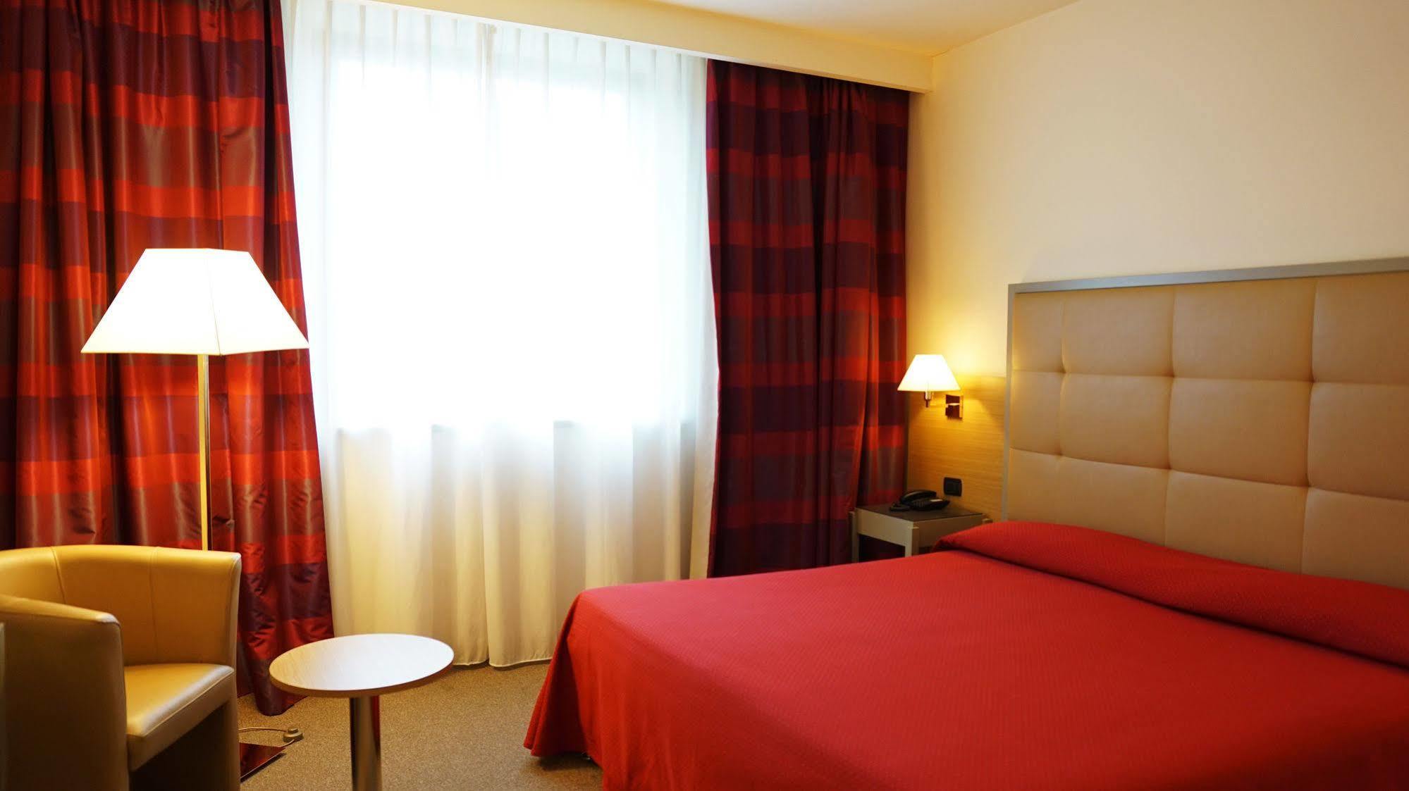 Garden Hotel Arezzo Exterior photo
